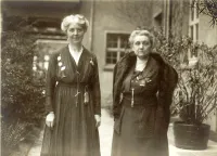 Mary Rozet Smith and Jane Addams