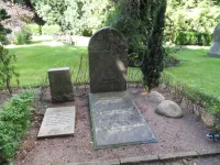 Lauritz Melchior Tombstone on the Left