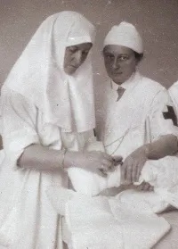 Russian Tsarina Alexandra Feodorovna Romanov and Dr. Vera Gedroits