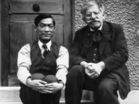Li Shiu Tong and Dr. Magnus Hirschfeld Sitting Outdoors
